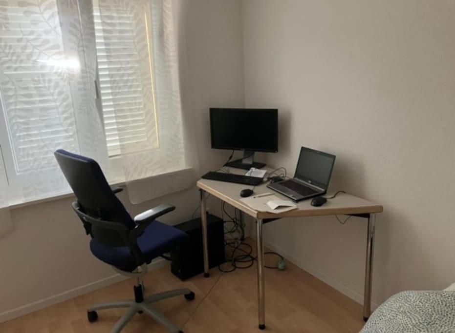 Cheap Flat Close To Baden, Ch Apartment *